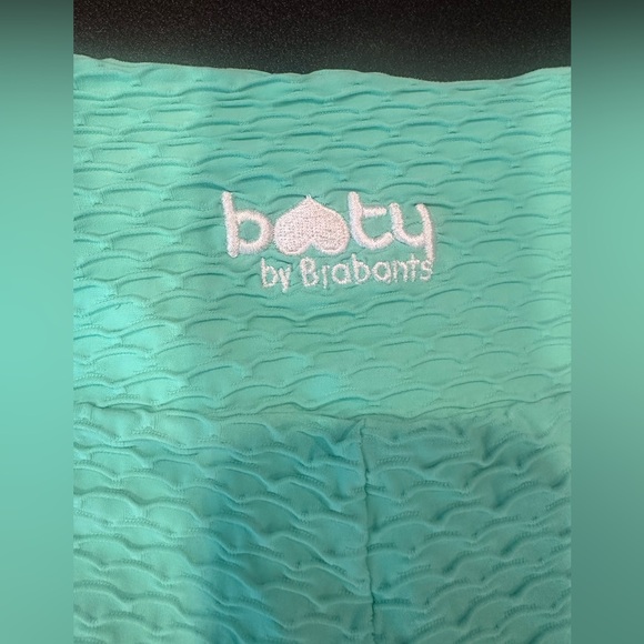 Booty By Brabants Cropped Croco Leggings - Picture 6 of 6